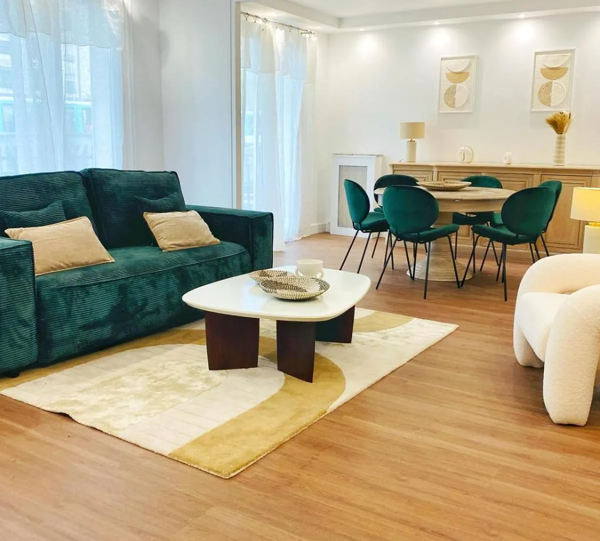 Gare Du Nord - Large Renovated Apartment Paris